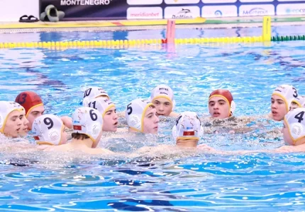 Na bazenu u Budvi danas duel mladih vaterpolo reprezentacija Crne Gore i Srbije 