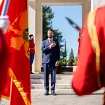 Milatović položio vijenac na Spomenik partizanu borcu: Zadatak naše generacije je država u kojoj čovjek živi dostojanstveno