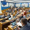 Skupština usvojila Zakon o oružju, opozicija napustila salu