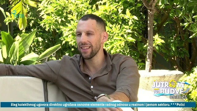 Aleksandar Glendža, reprezentativac CG u rukometu